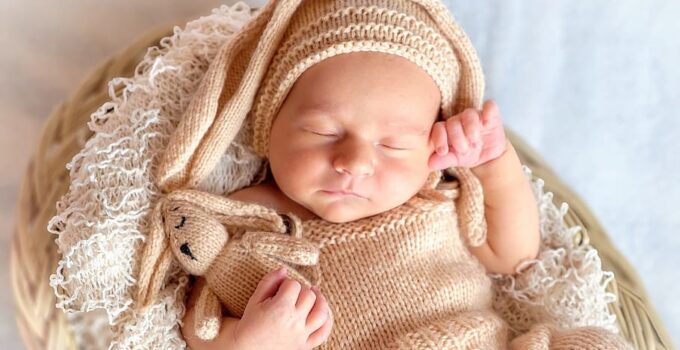 How To Dress Up Baby For Sleep And Be Safe