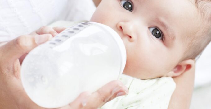 Introduce Bottle milk to baby