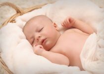 Why Newborn wide Awake at Night